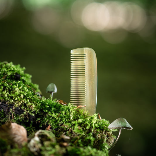 Mini pocket comb, horn, fine, 8cm