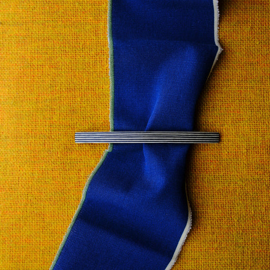 Hair clip, narrow, black and white veneered wood, Stripe design, 10cm clasp
