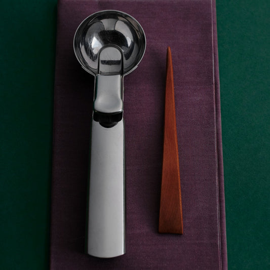 Pique à cheveux, en S, différentes essences de bois naturel, env. 14cm