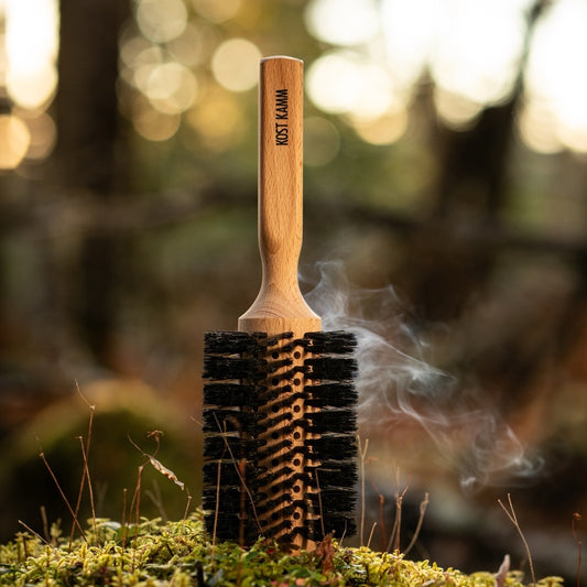 Brosse brushing, 70mm, hêtre perforé, soies de sanglier, 24 rangées, 21cm