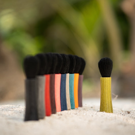 Miniature blush brush, stand, colorful laminated wood, goat hair, round ferrule, 10cm