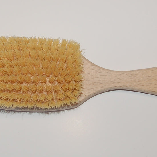 Massagebürste, kurzer Griff, Buche, Sisal