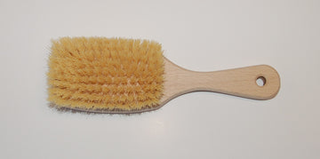 Massagebürste, kurzer Griff, Buche, Sisal