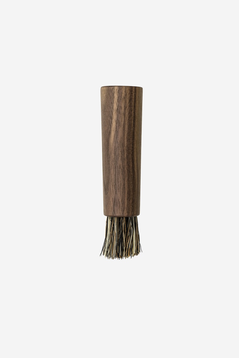 Barista brush, walnut, palm leaf fiber, 9cm